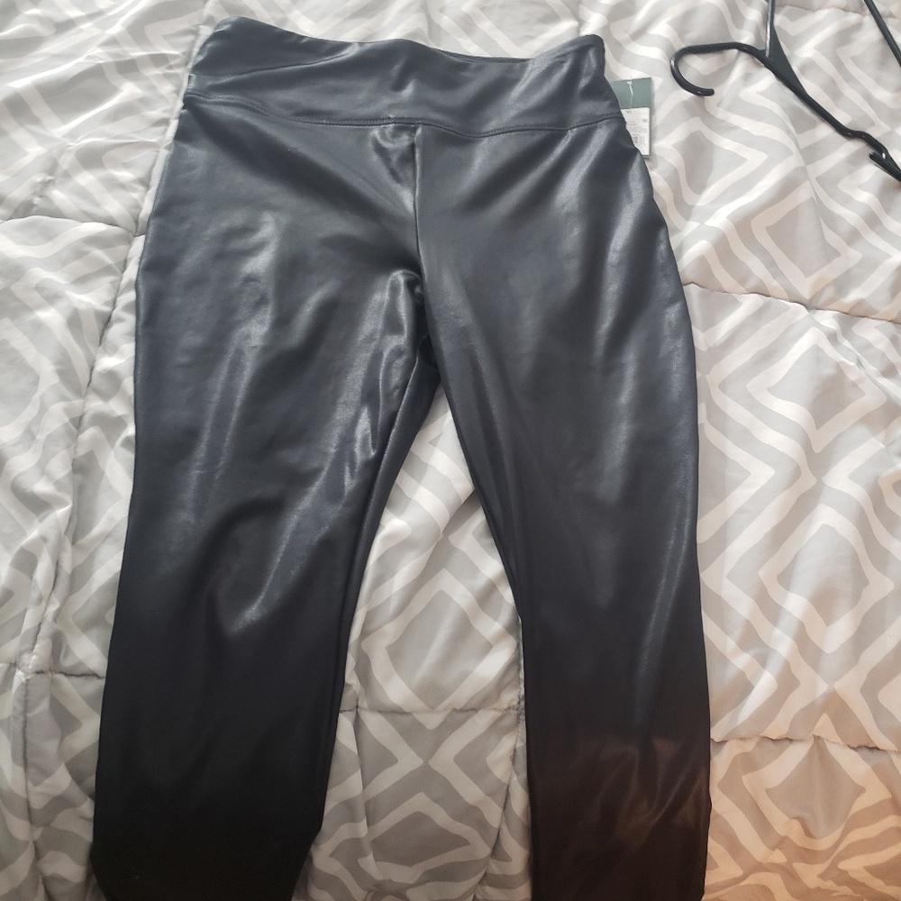 Black pants size medium